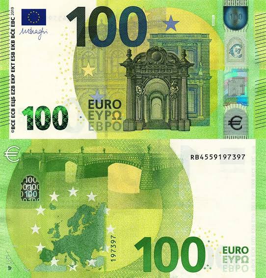 EUR 100 Bills